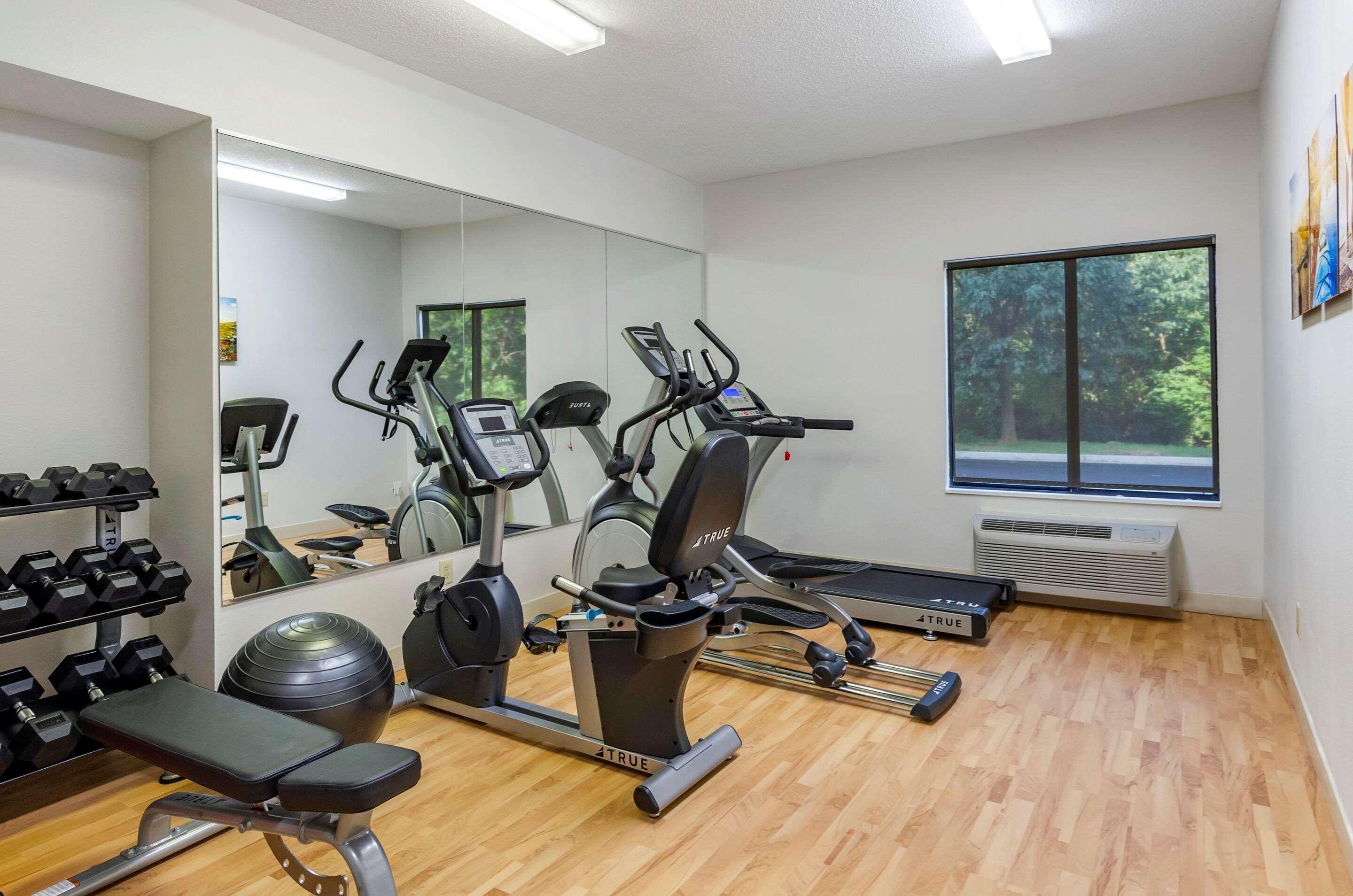 Comfort Inn & Suites Troutville - Roanoke North - Daleville Экстерьер фото