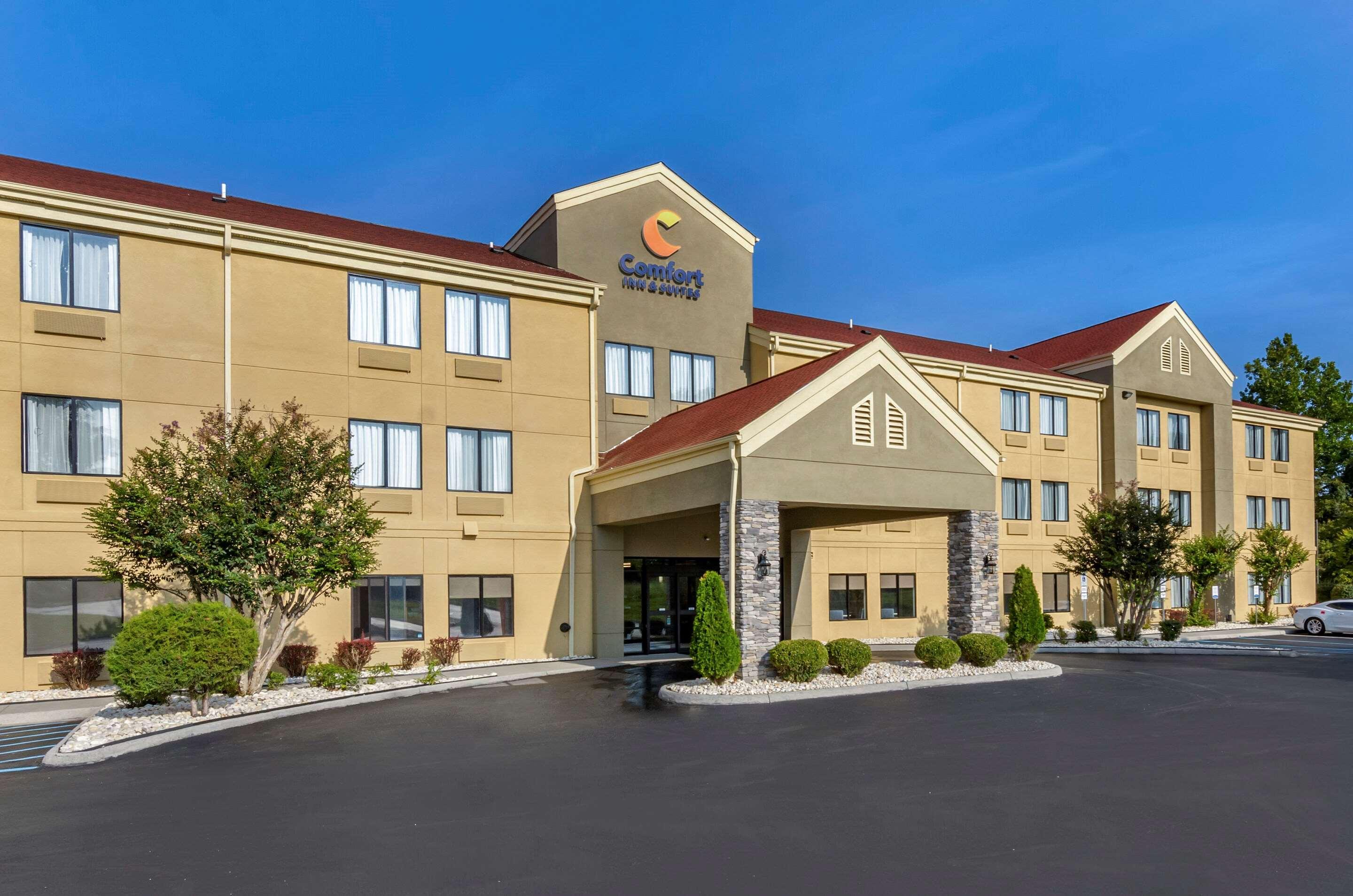 Comfort Inn & Suites Troutville - Roanoke North - Daleville Экстерьер фото