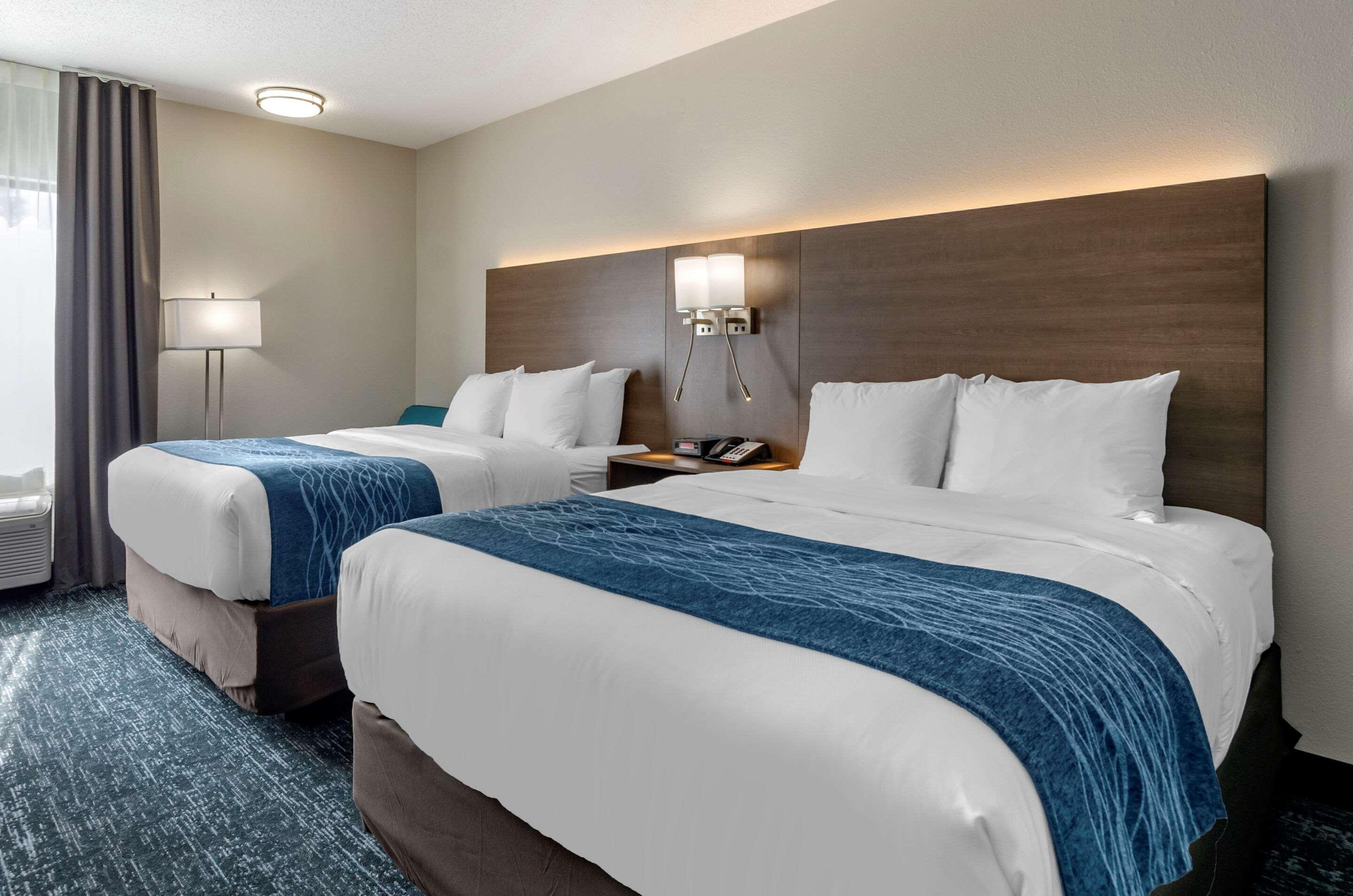 Comfort Inn & Suites Troutville - Roanoke North - Daleville Экстерьер фото