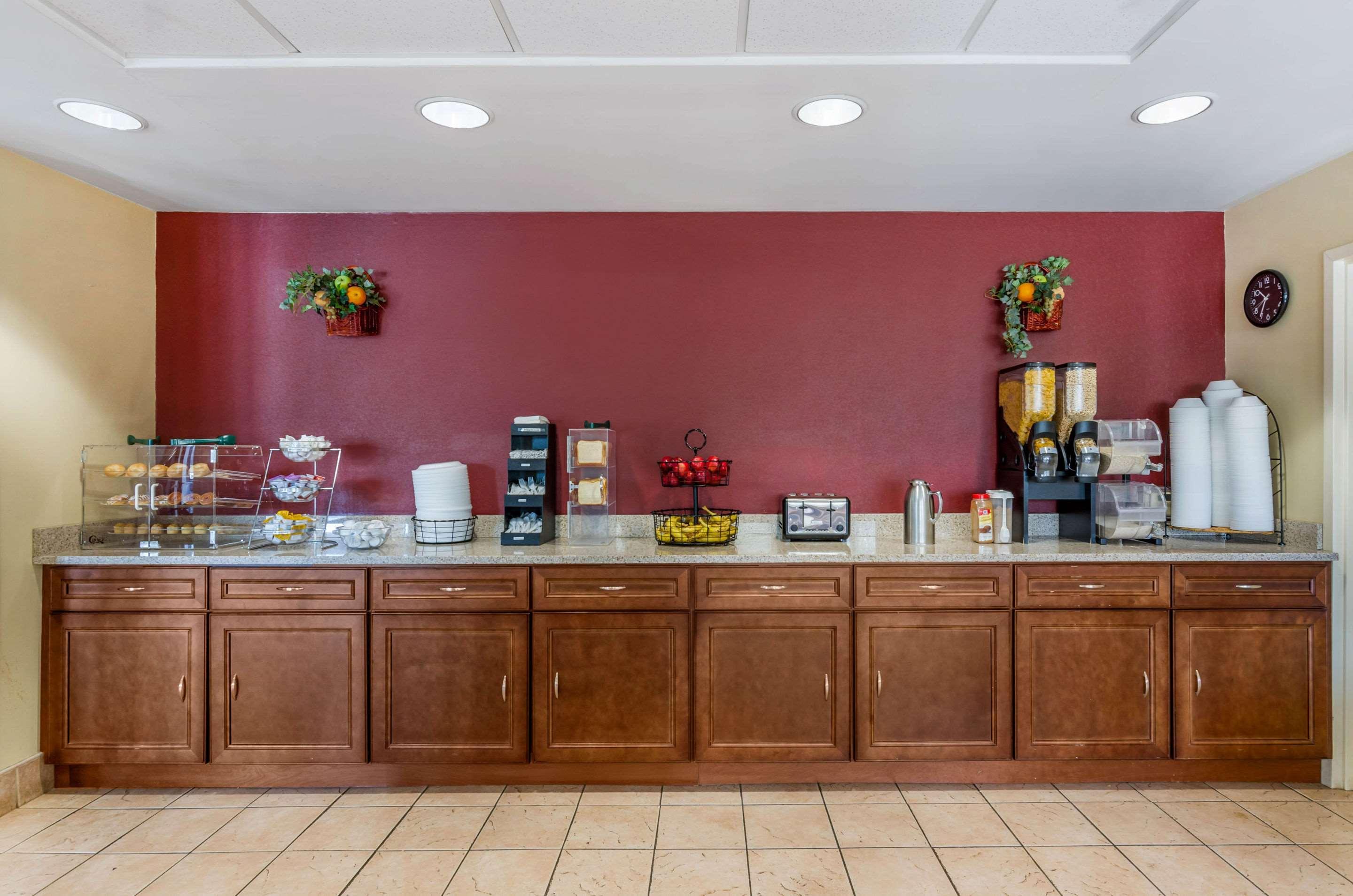 Comfort Inn & Suites Troutville - Roanoke North - Daleville Экстерьер фото
