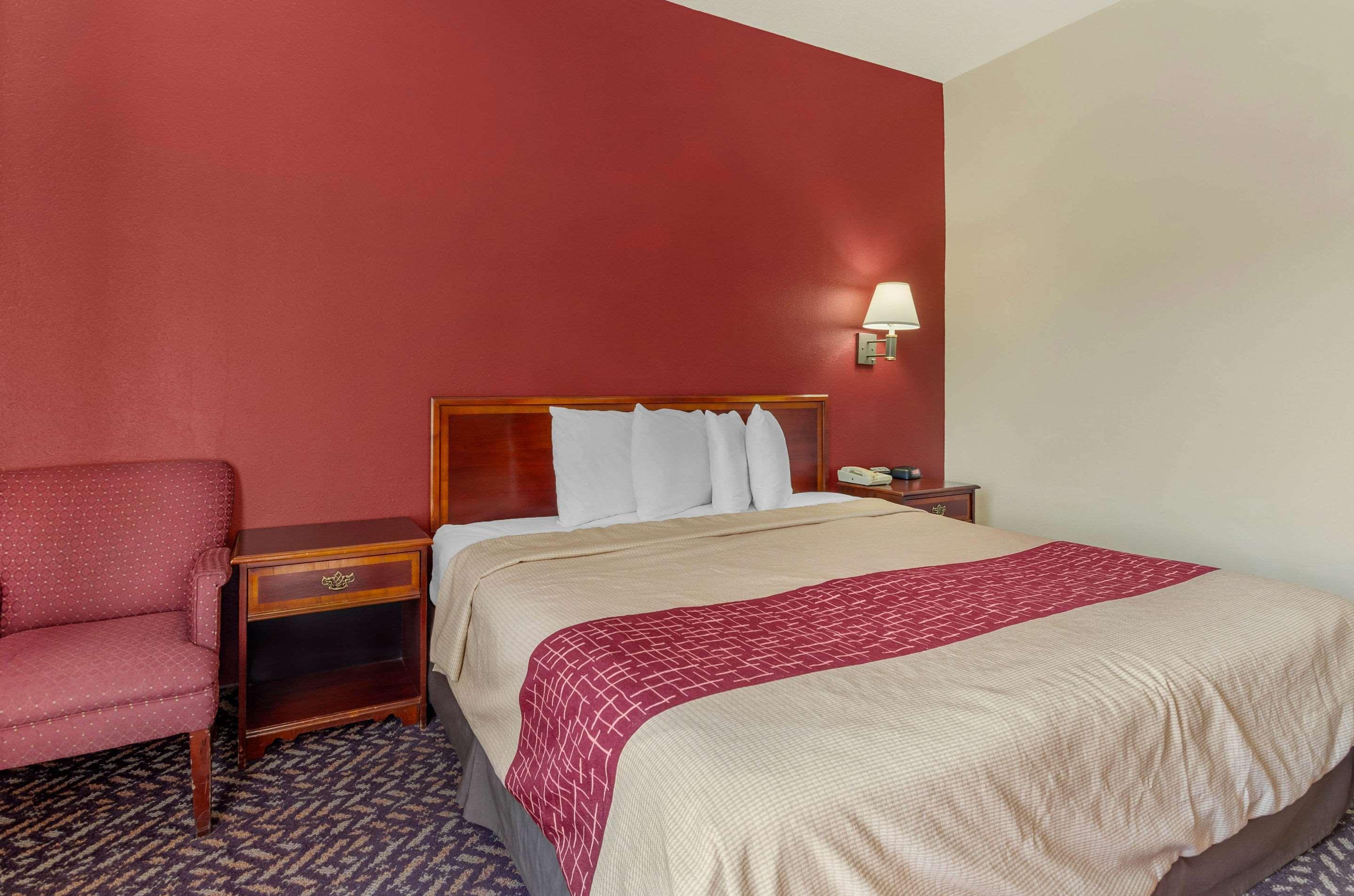 Comfort Inn & Suites Troutville - Roanoke North - Daleville Экстерьер фото