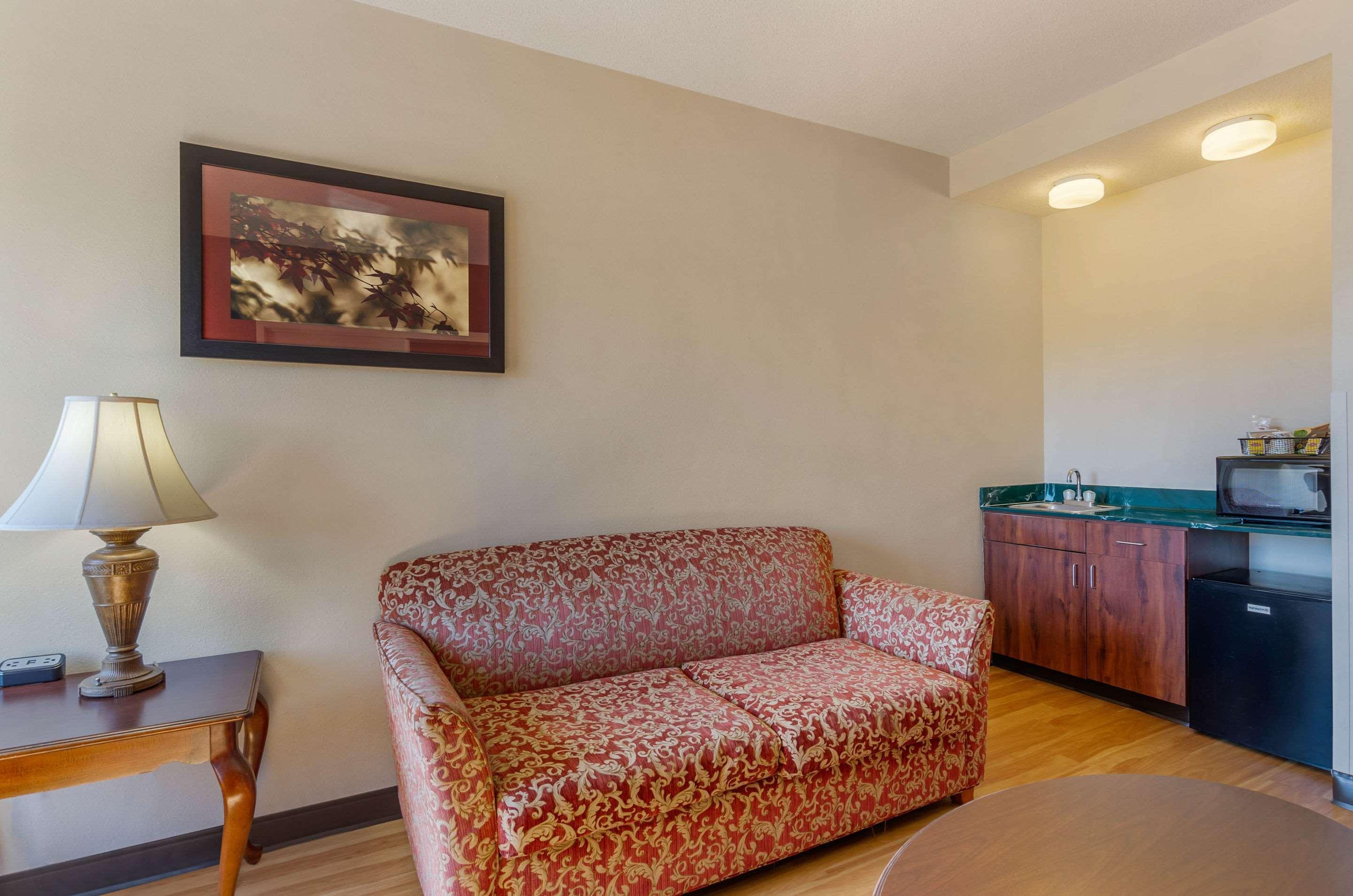 Comfort Inn & Suites Troutville - Roanoke North - Daleville Экстерьер фото