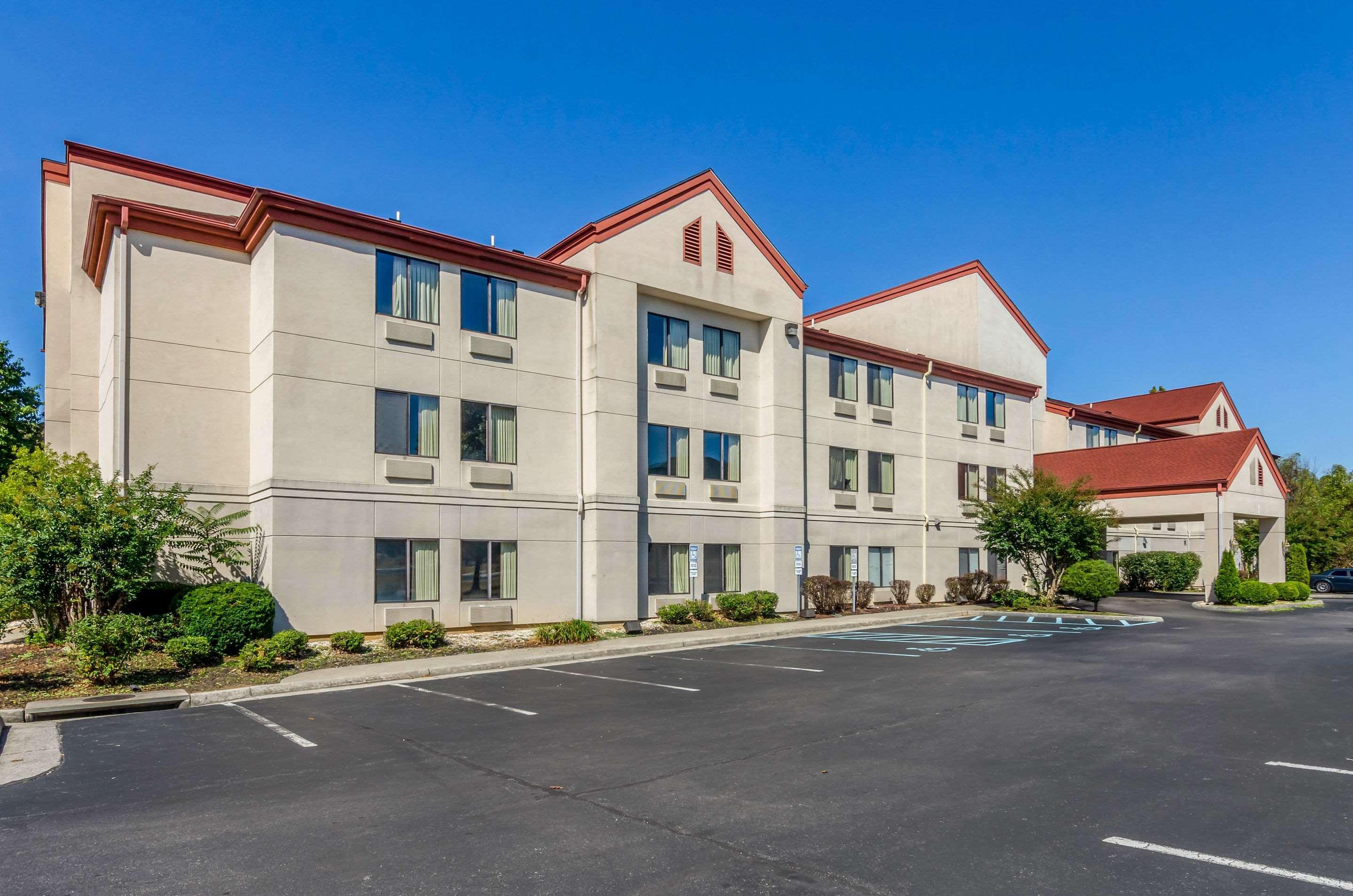 Comfort Inn & Suites Troutville - Roanoke North - Daleville Экстерьер фото